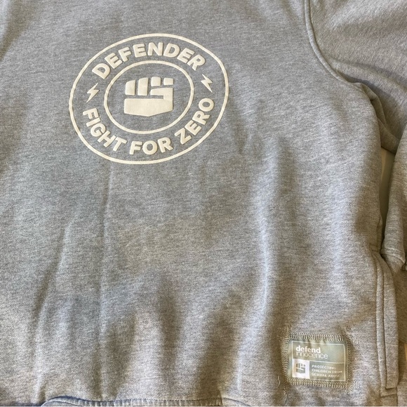 Defender Fight For Zero Gray Sweatshirt size Large - Picture 2 of 7